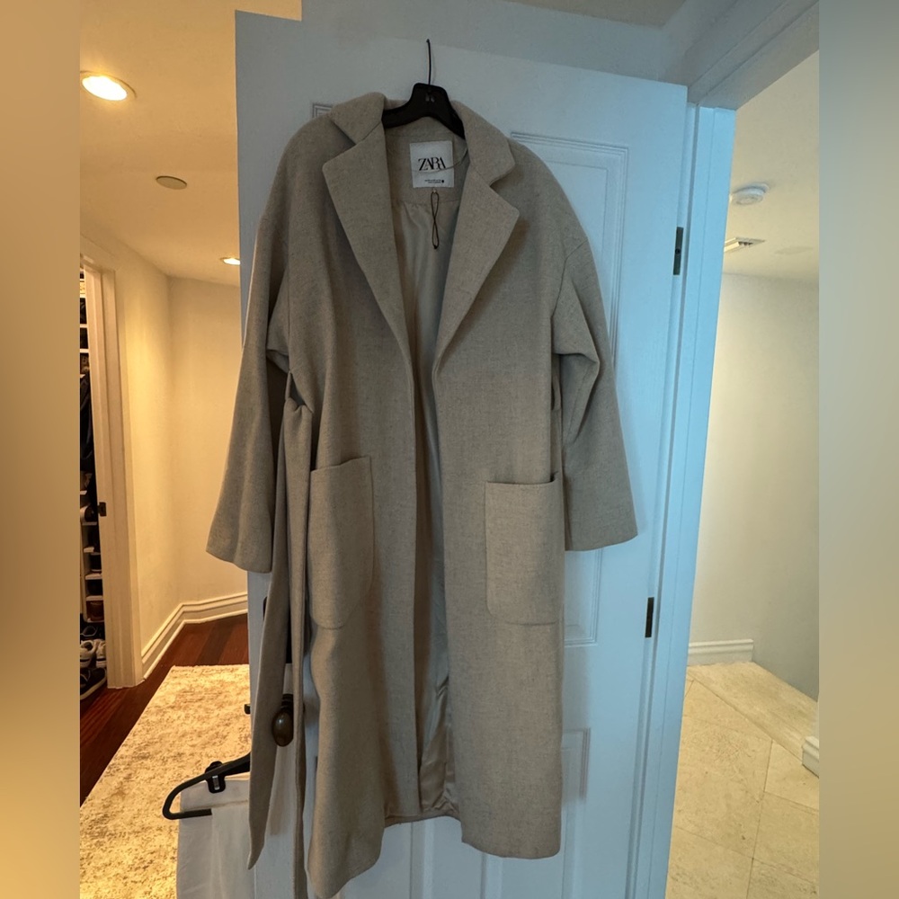 Zara Women's Beige Marled Coat